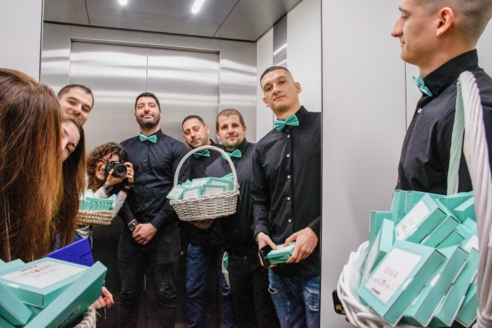 March 8 at Amusnet: A Little Surprise, A Lot of Appreciation 4