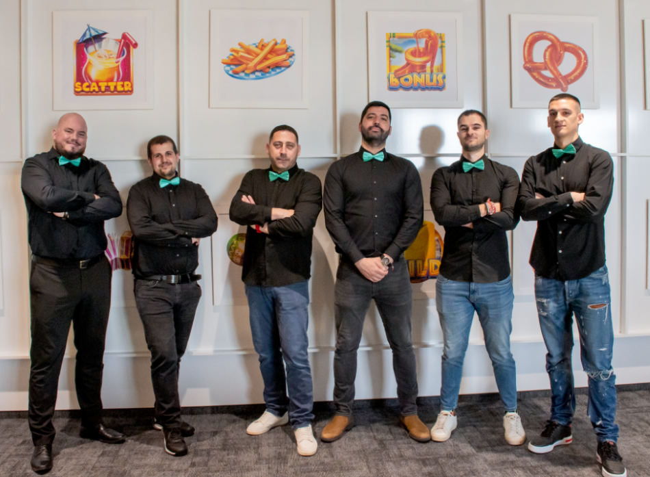 March 8 at Amusnet: A Little Surprise, A Lot of Appreciation 8